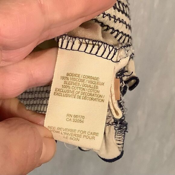 47- FREE PEOPLE CREAMY LACE EMBROIDERED ruffle BOHO BUTTON HENLEY SHIRT - Picture 4 of 5